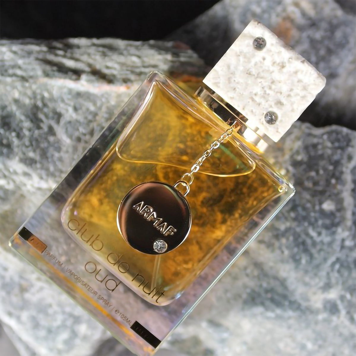 Club De Nuit Oud Eau de Parfum 105 ml – Parfum Boisé, Oriental et Intense