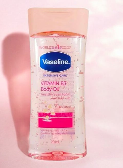 Vaseline Intensive Care Vitamin B3 Body Oil 200ml – Huile Corps Éclaircissante & Teint Uniforme