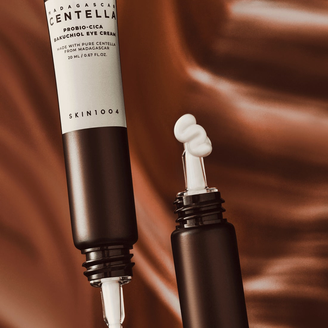 Madagascar Centella Probio-Cica Bakuchiol Eye Cream (Crème pour les yeux SKIN1004)